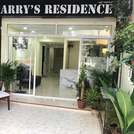 Harrys Resiendence Hotel